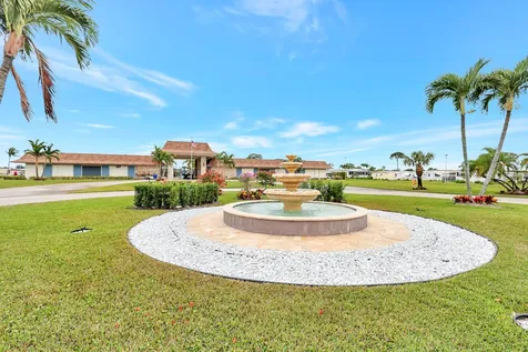 53002 Del Rio Bay Boynton Beach FL 33436