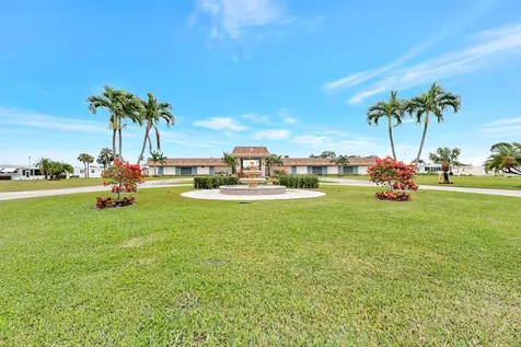 53002 Del Rio Bay Boynton Beach FL 33436