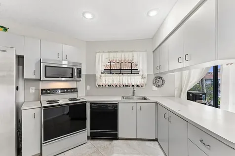 8638 Eagle Run Drive Boca Raton FL 33434