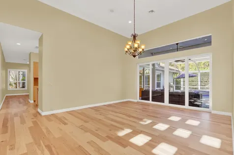 10 Martinique Cove Palm Beach Gardens FL 33418