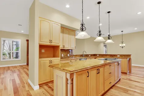10 Martinique Cove Palm Beach Gardens FL 33418