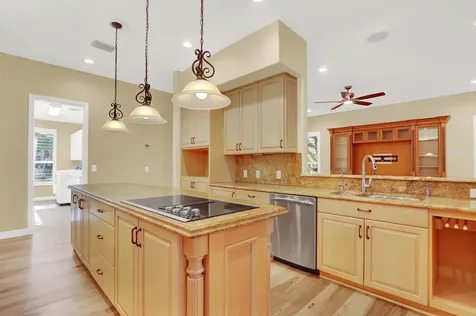 10 Martinique Cove Palm Beach Gardens FL 33418