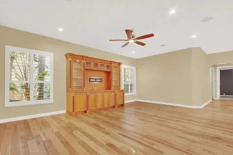 10 Martinique Cove Palm Beach Gardens FL 33418