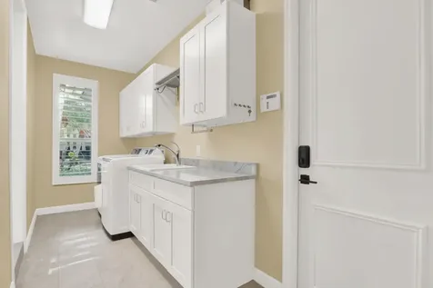 10 Martinique Cove Palm Beach Gardens FL 33418
