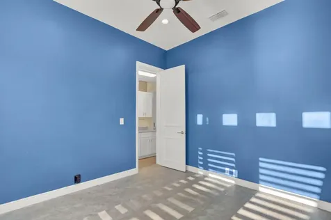 10 Martinique Cove Palm Beach Gardens FL 33418