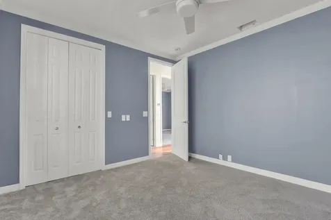 10 Martinique Cove Palm Beach Gardens FL 33418