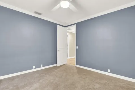 10 Martinique Cove Palm Beach Gardens FL 33418
