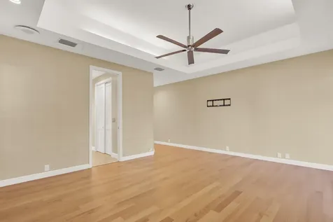 10 Martinique Cove Palm Beach Gardens FL 33418