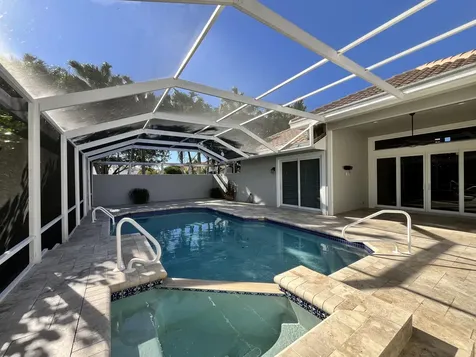 10 Martinique Cove Palm Beach Gardens FL 33418