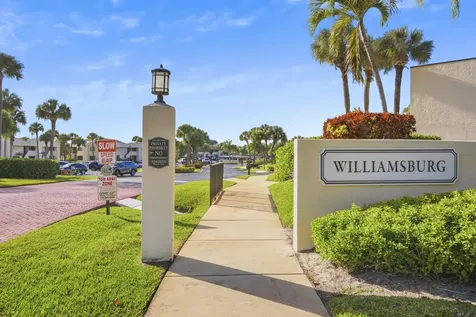 6940 Se Constitution Boulevard Hobe Sound FL 33455
