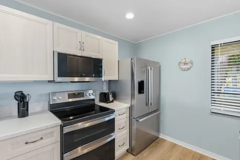 6940 Se Constitution Boulevard Hobe Sound FL 33455