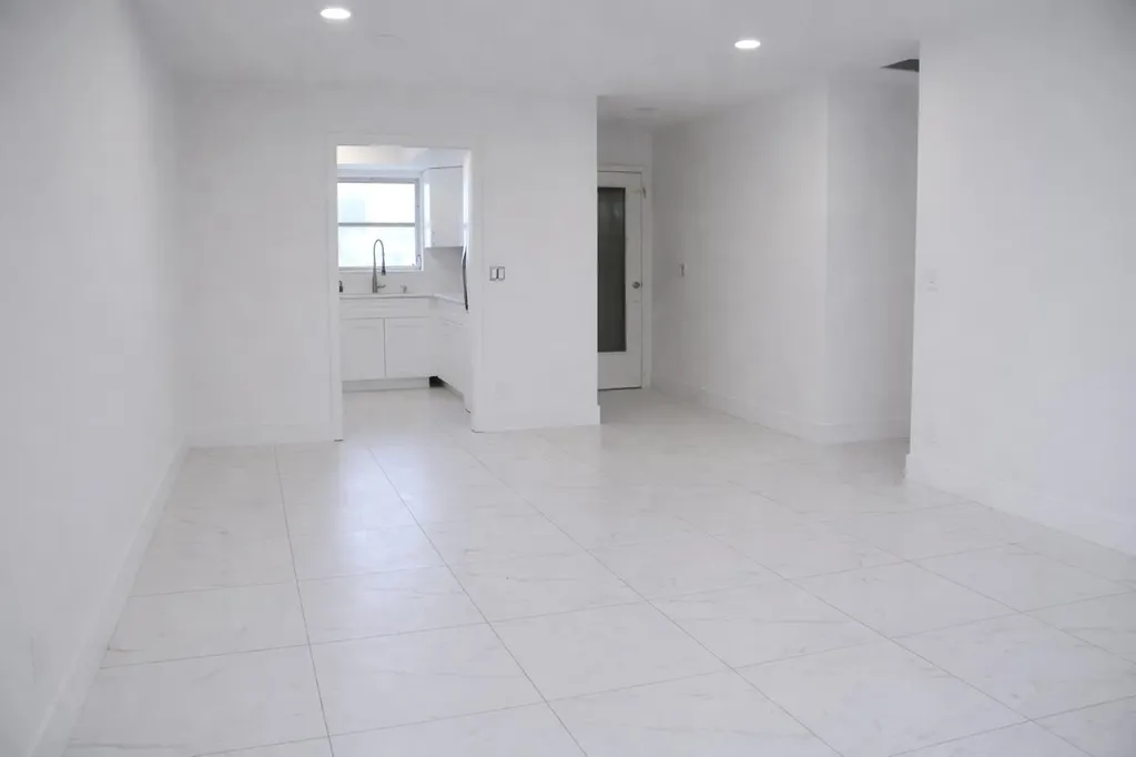 2531 W Barkley Drive West Palm Beach FL 33415