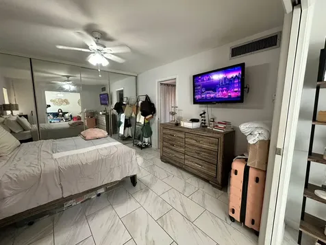 637 Executive Center Drive West Palm Beach FL 33401