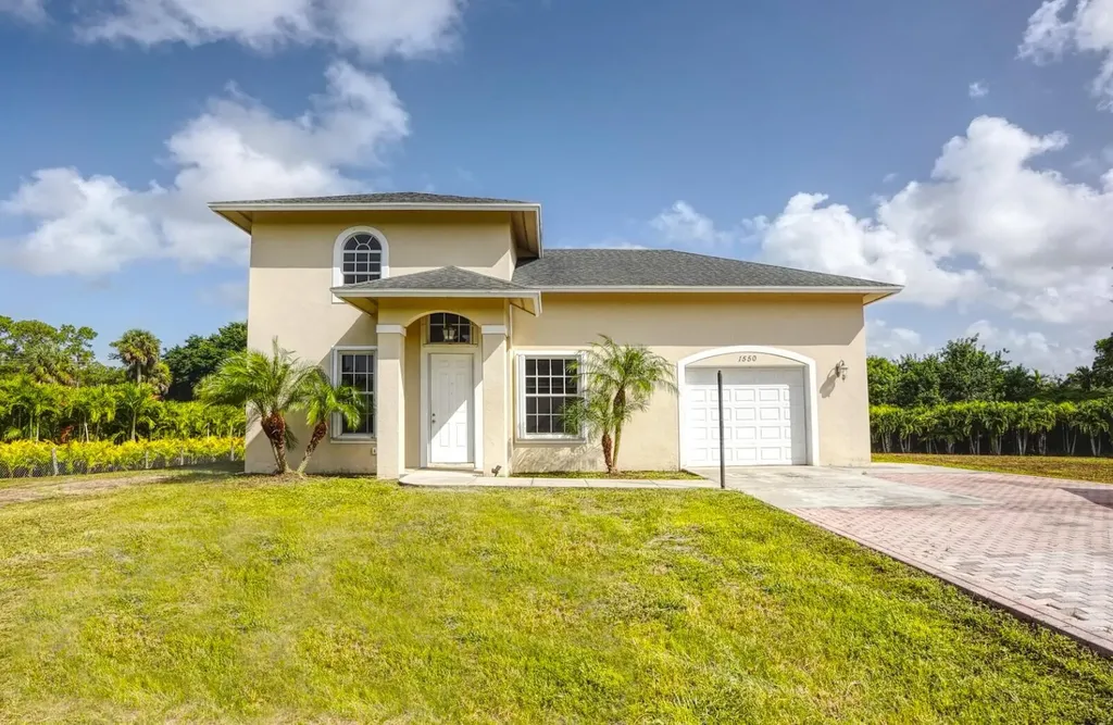 1550 C Road Loxahatchee Groves FL 33470