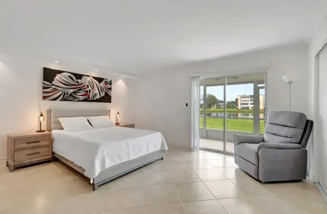 1072 Yarmouth D Boca Raton FL 33434