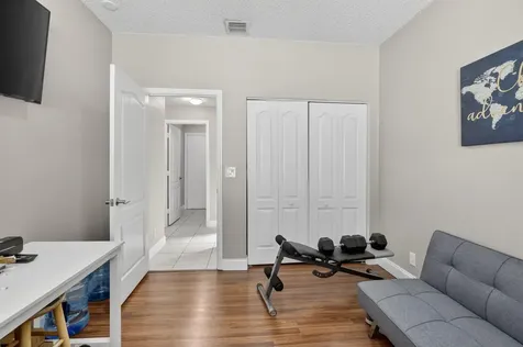 1583 Sw 186th Terrace Pembroke Pines FL 33029