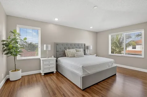 1583 Sw 186th Terrace Pembroke Pines FL 33029