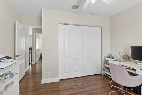 1583 Sw 186th Terrace Pembroke Pines FL 33029