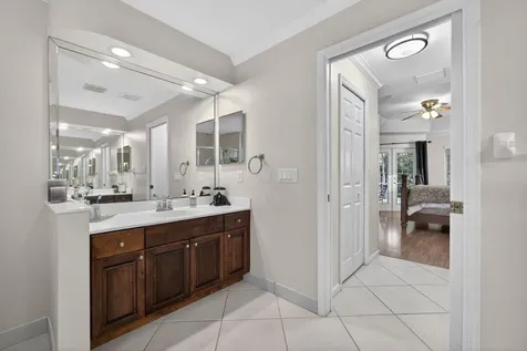 146 Fernwood Crescent Royal Palm Beach FL 33411