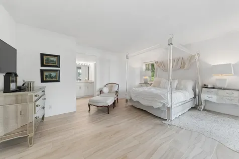 100 Se 5th Avenue Boca Raton FL 33432