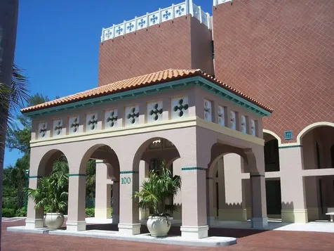 100 Se 5th Avenue Boca Raton FL 33432