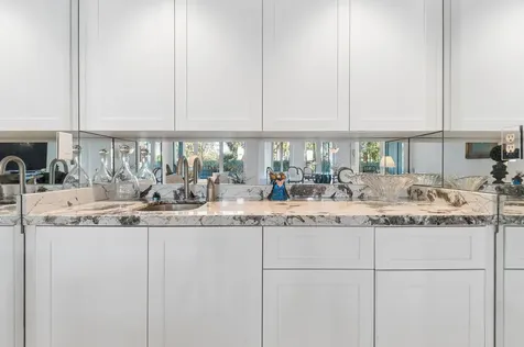 100 Se 5th Avenue Boca Raton FL 33432