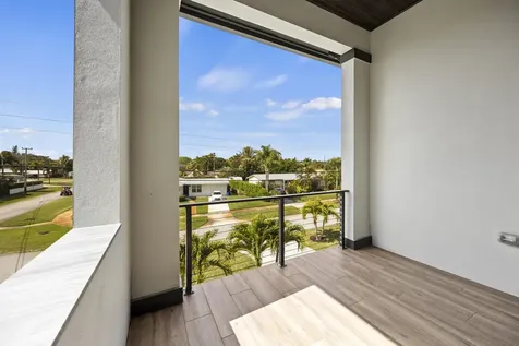 736 Lagoon Drive North Palm Beach FL 33408