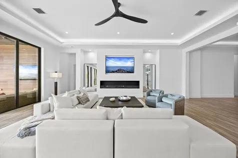 736 Lagoon Drive North Palm Beach FL 33408