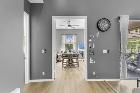 8402 Staniel Cay West Palm Beach FL 33411