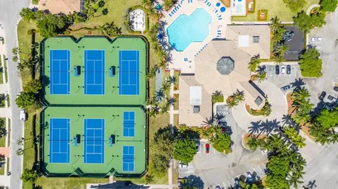 8402 Staniel Cay West Palm Beach FL 33411