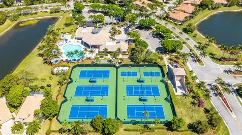 8402 Staniel Cay West Palm Beach FL 33411