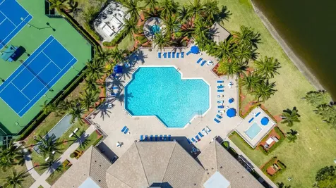 8402 Staniel Cay West Palm Beach FL 33411