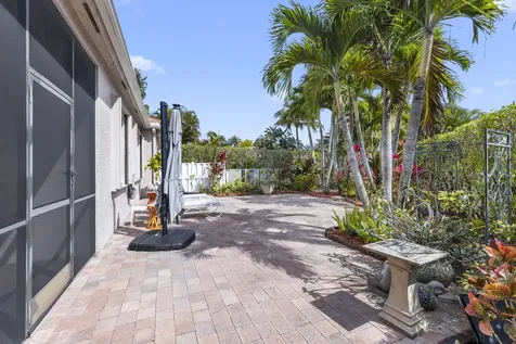 8402 Staniel Cay West Palm Beach FL 33411