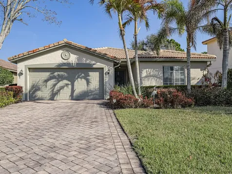 4528 56th Lane Vero Beach FL 32967