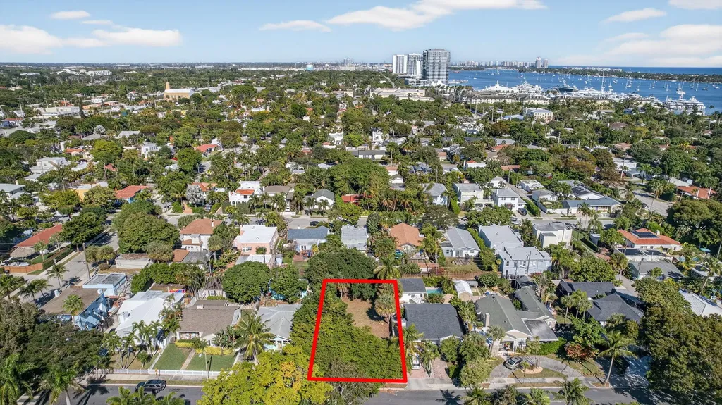 427 32nd Street West Palm Beach FL 33407