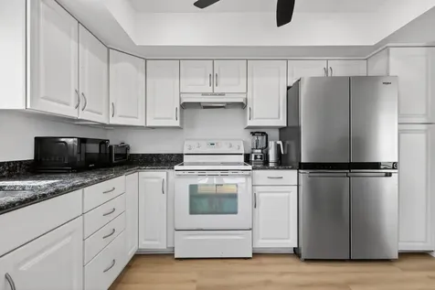 293 Sw 28th Avenue Delray Beach FL 33445