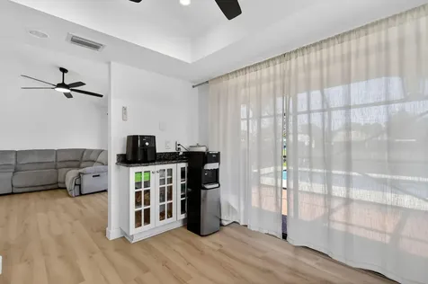 293 Sw 28th Avenue Delray Beach FL 33445