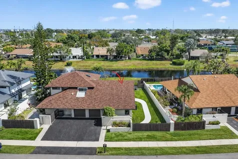 293 Sw 28th Avenue Delray Beach FL 33445