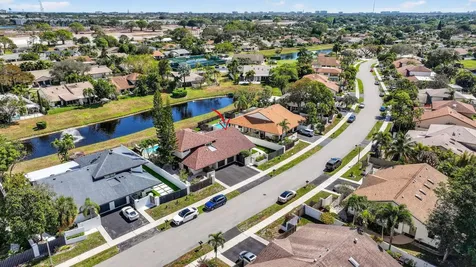 293 Sw 28th Avenue Delray Beach FL 33445