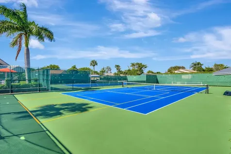 293 Sw 28th Avenue Delray Beach FL 33445