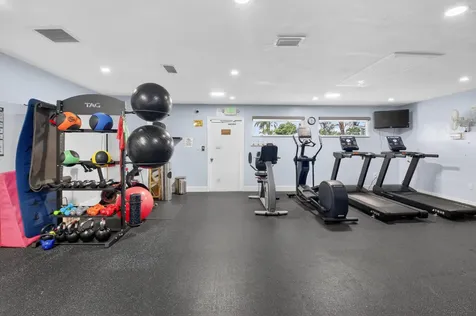 293 Sw 28th Avenue Delray Beach FL 33445
