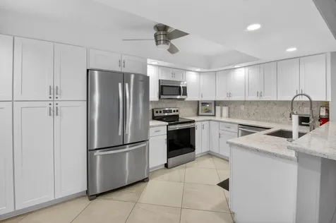 293 Sw 28th Avenue Delray Beach FL 33445