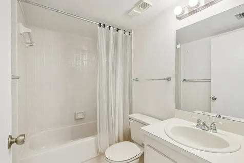 3178 Via Poinciana Lake Worth FL 33467
