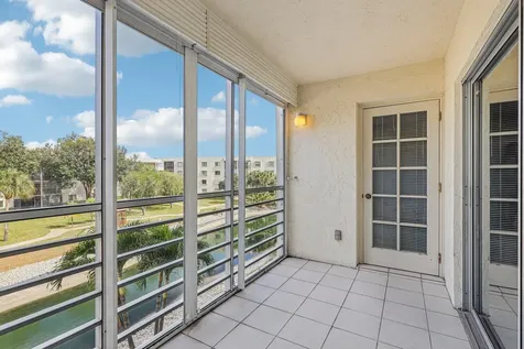 3178 Via Poinciana Lake Worth FL 33467