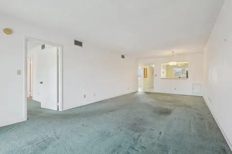 3178 Via Poinciana Lake Worth FL 33467