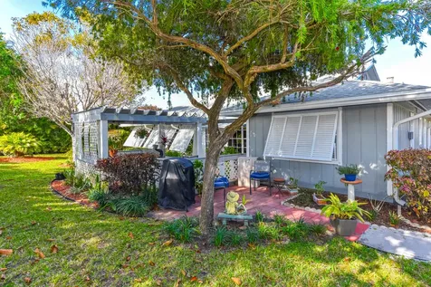 7886 Se Trenton Avenue Hobe Sound FL 33455