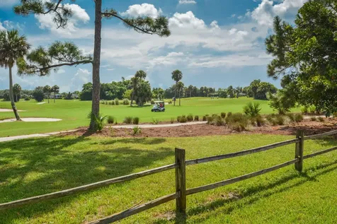 7886 Se Trenton Avenue Hobe Sound FL 33455