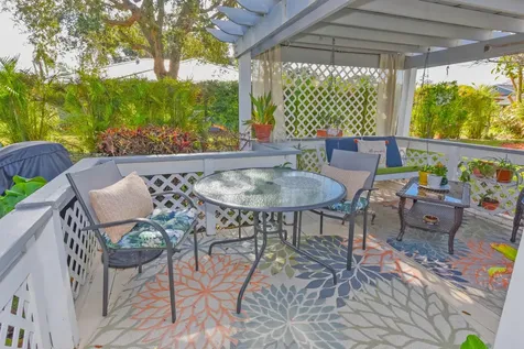 7886 Se Trenton Avenue Hobe Sound FL 33455