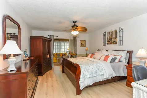 7886 Se Trenton Avenue Hobe Sound FL 33455