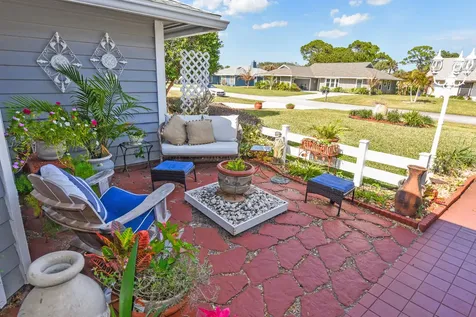 7886 Se Trenton Avenue Hobe Sound FL 33455